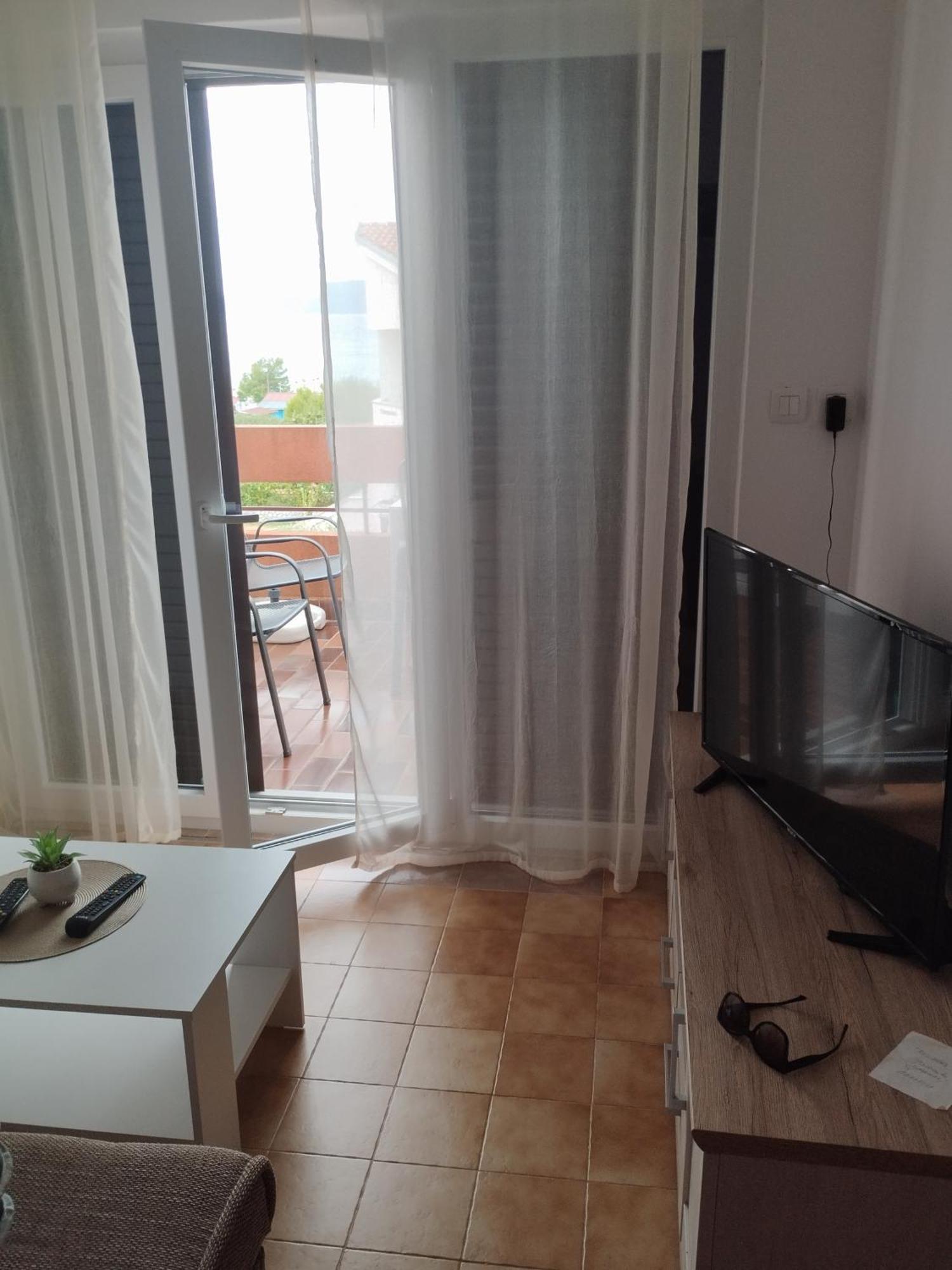 Family Apartments Tomy Punat Exterior foto