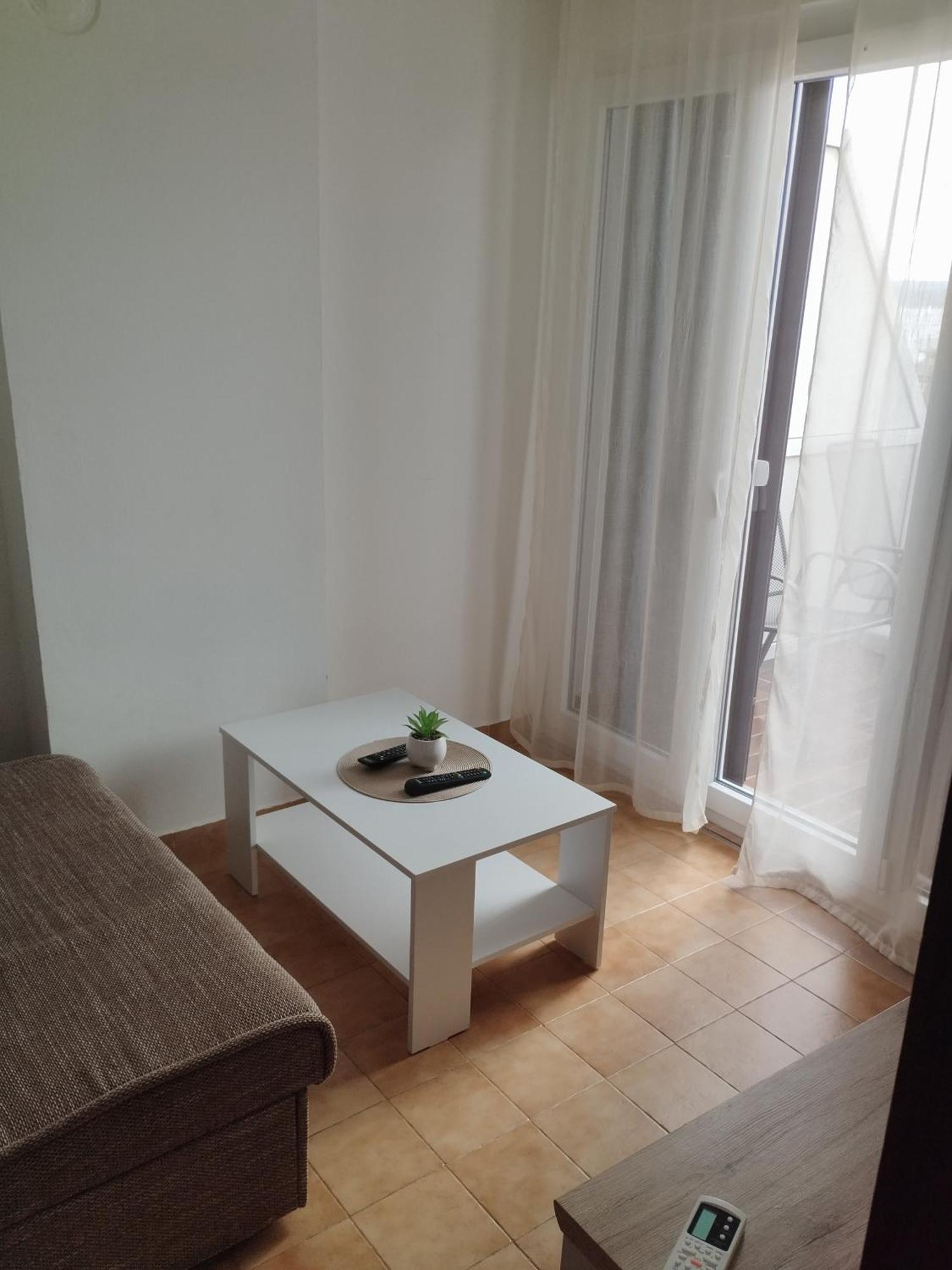 Family Apartments Tomy Punat Exterior foto